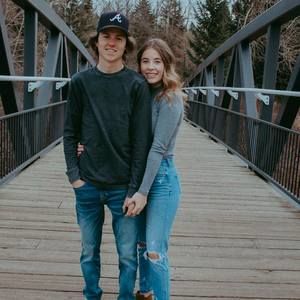 Meet your Posher, Cass